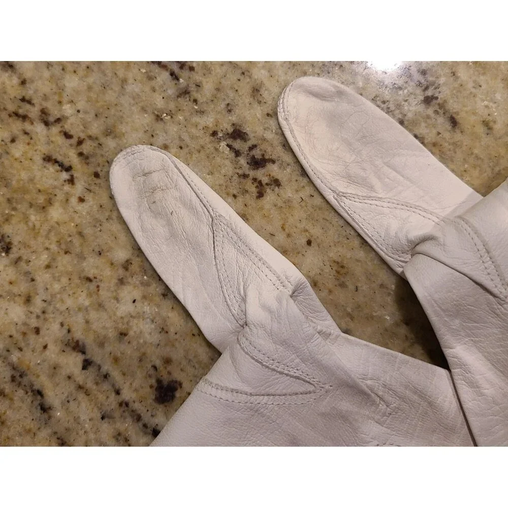 Vintage Women's Size S 6.5 Off-White Leather Formal 7.5